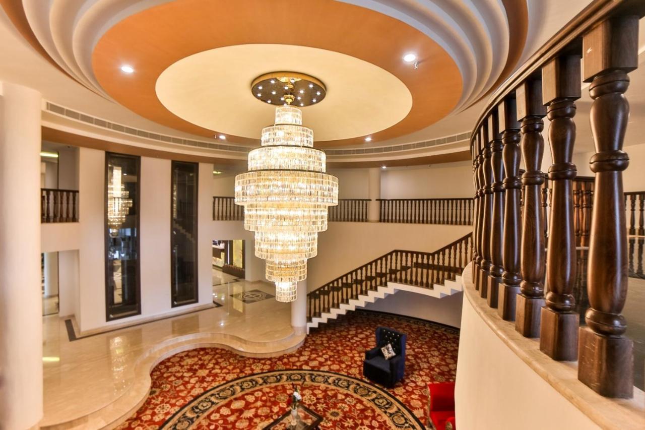 Spectrum Resort, Spa & Residences Udajpur Zewnętrze zdjęcie